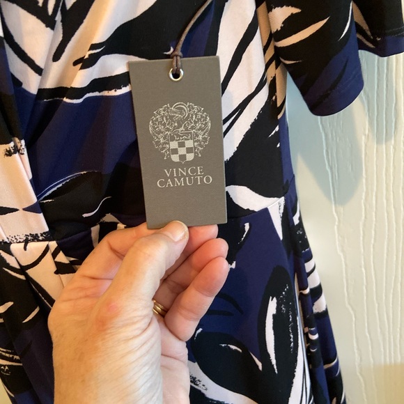 VINCE CAMUTO beautiful dress size 12 NWT - Picture 6 of 9